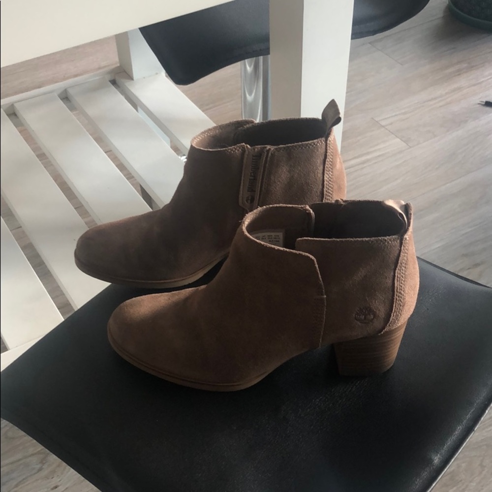 Timberland suede ankle booties in beige